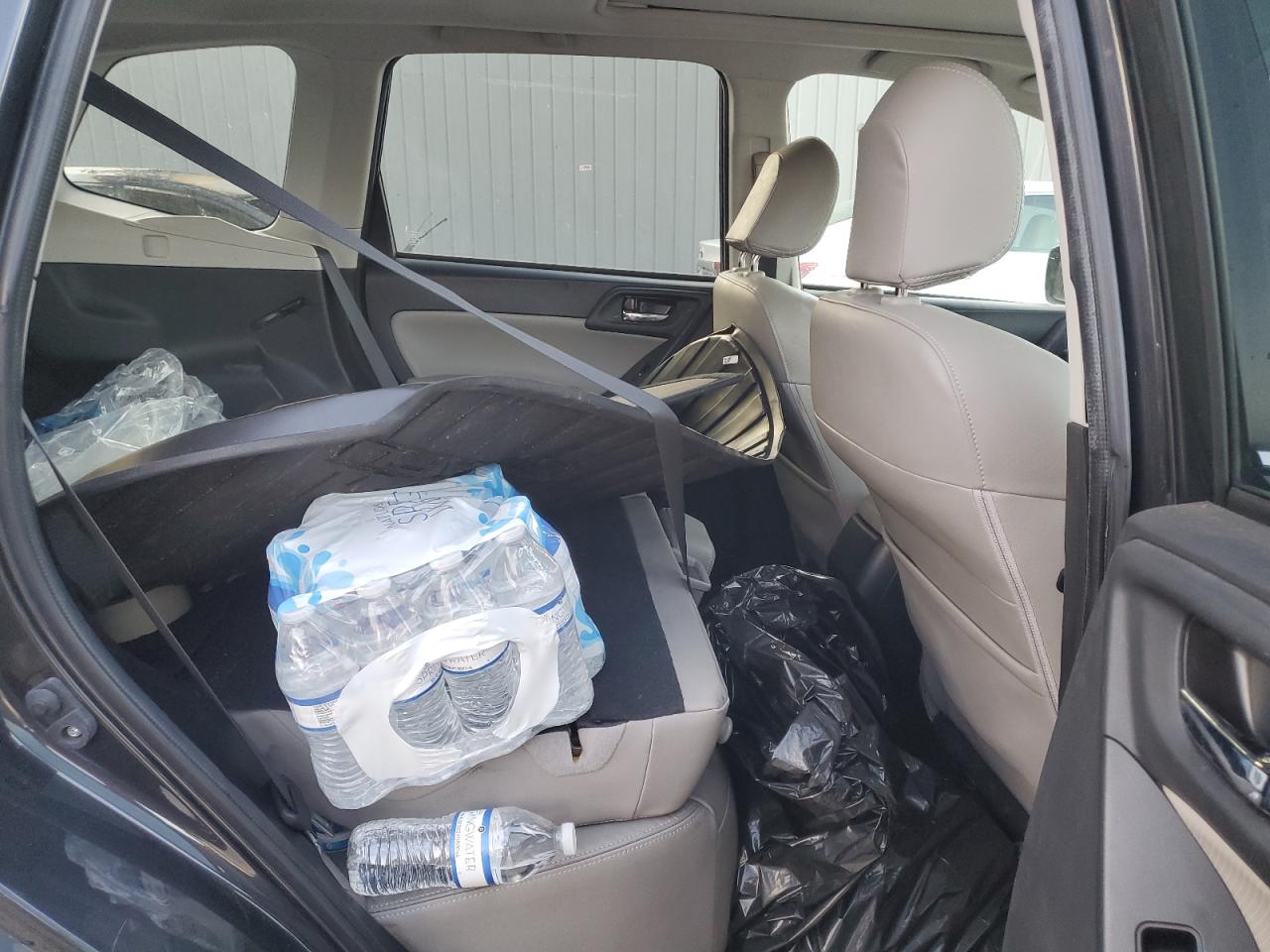 2015 Subaru Forester - Image 10