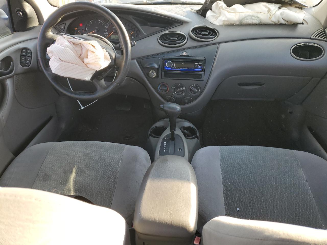 2001 Ford Focus - Image 8