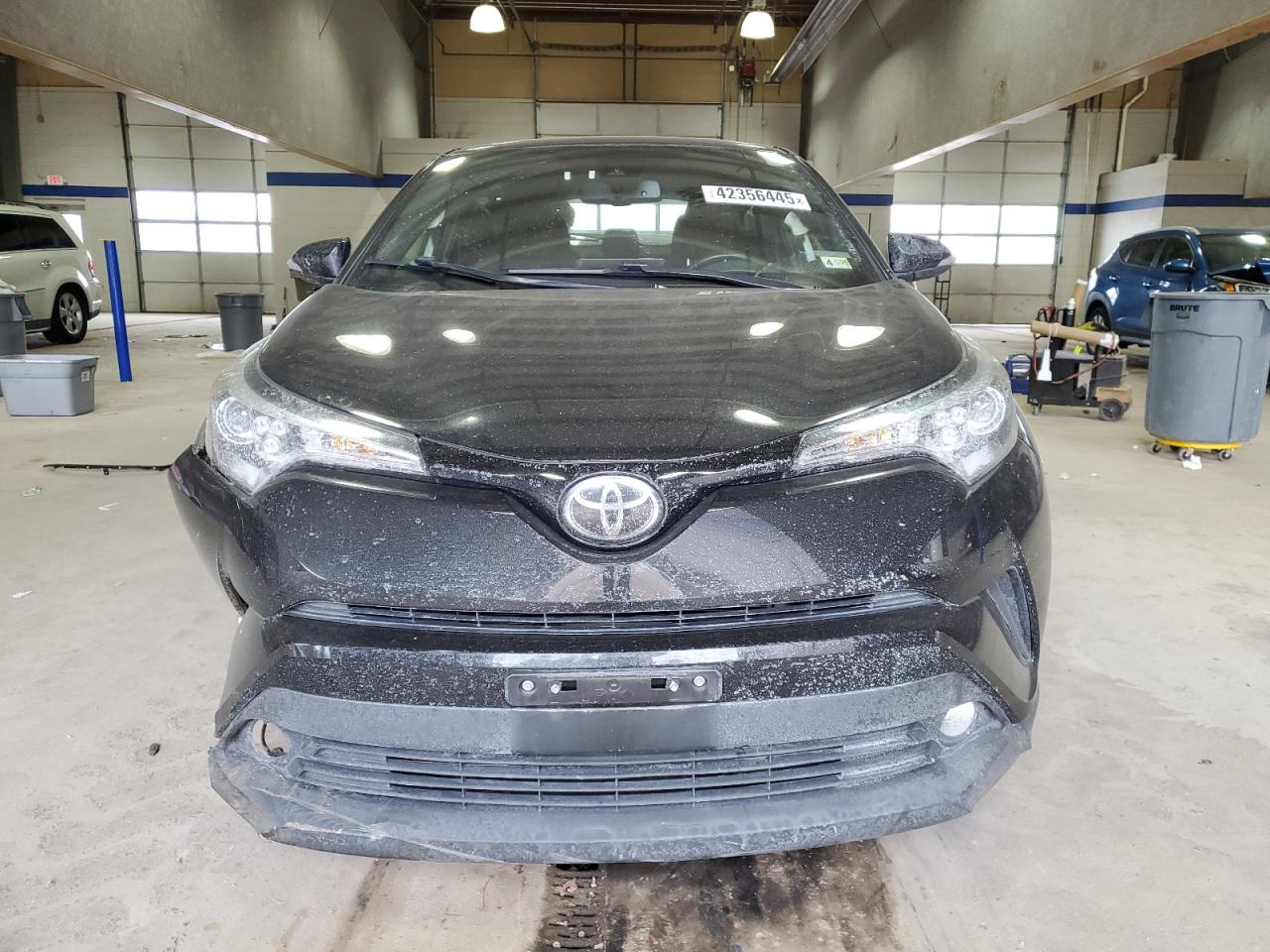 2018 Toyota C-HR - Image 5