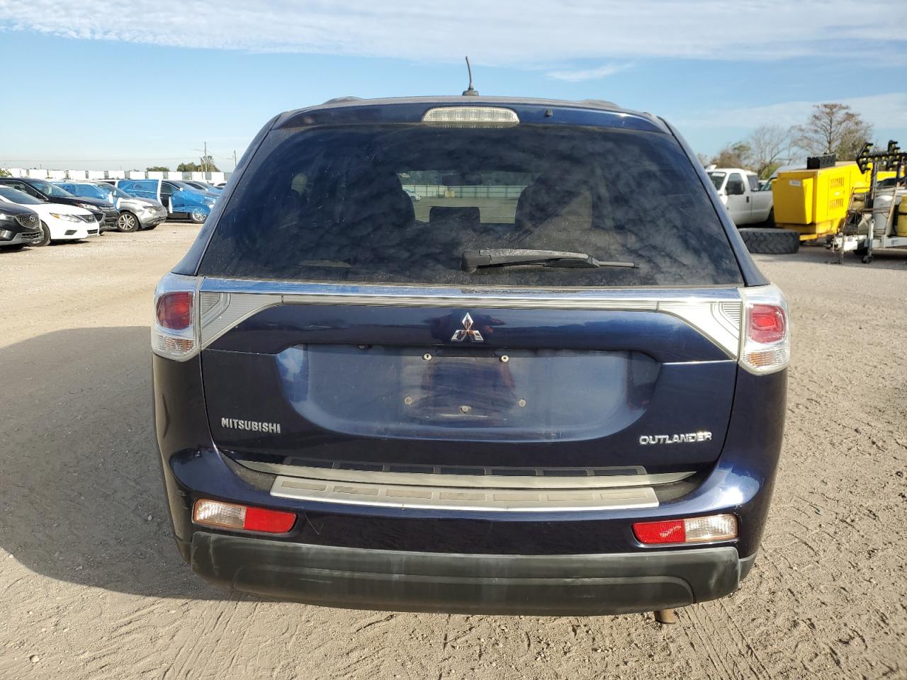 VIN JA4AD3A38EZ015975 2014 MITSUBISHI OUTLANDER no.6