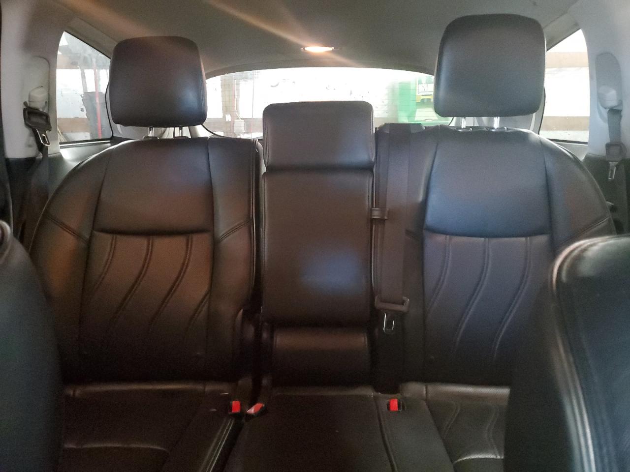 2013 Infiniti JX - Image 10
