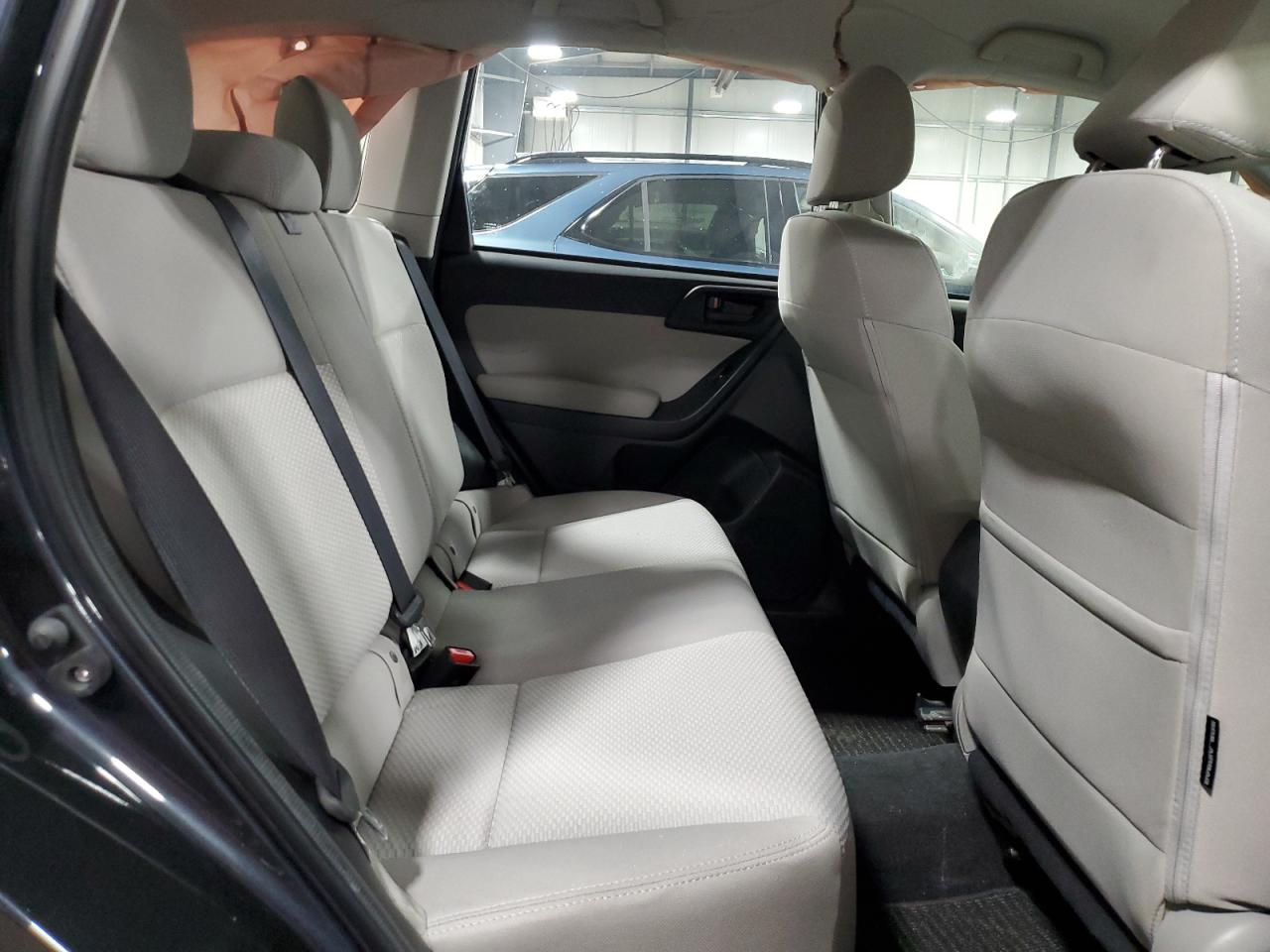 2016 Subaru Forester - Image 11