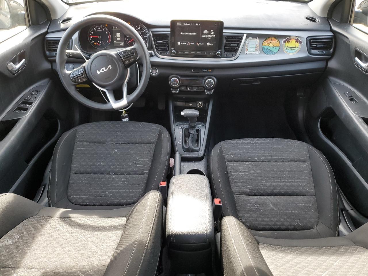 2022 Kia Rio - Image 8