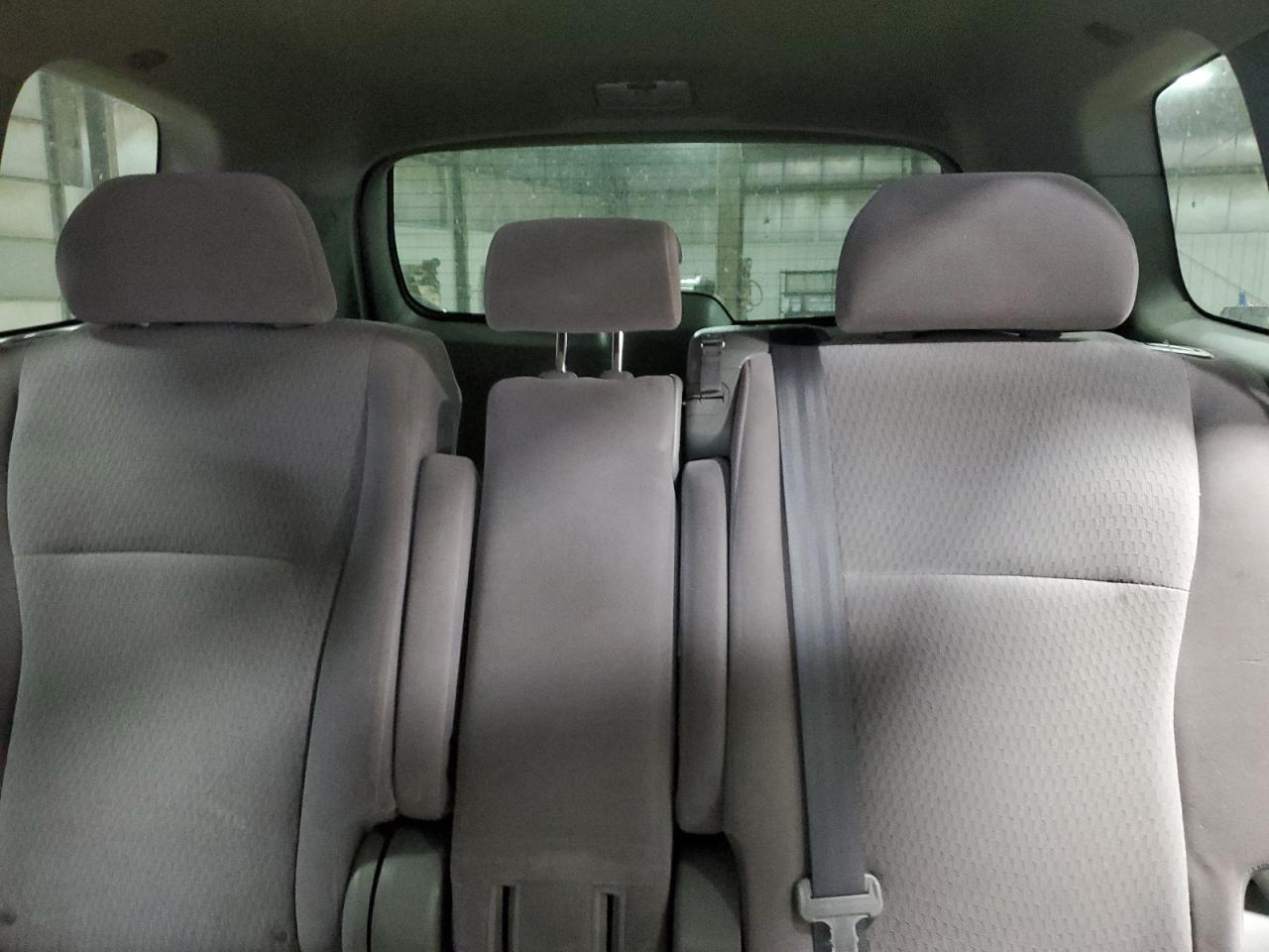 2010 Toyota Highlander - Image 10