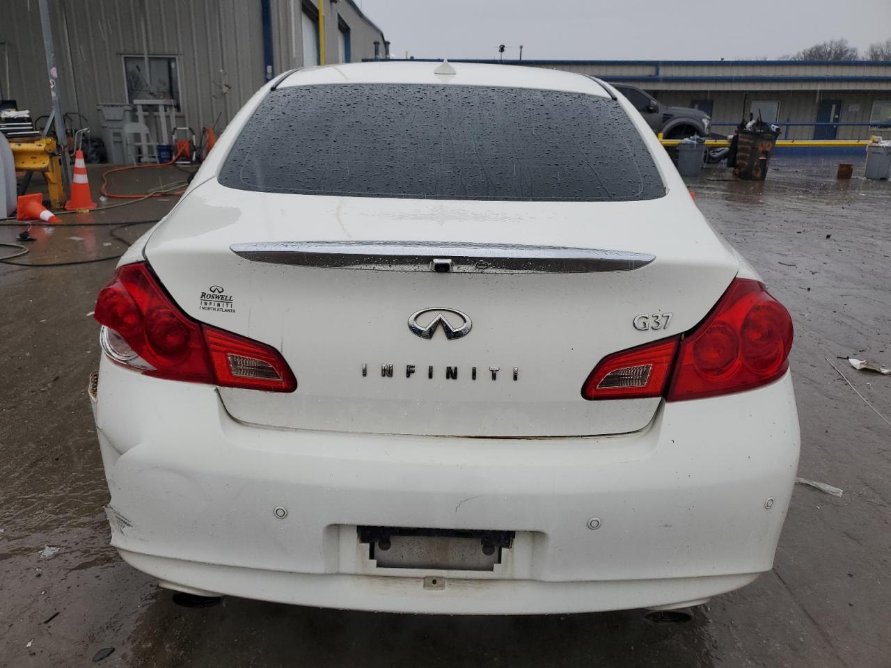 2011 Infiniti G - Image 6