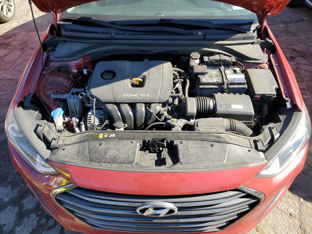 2017 Hyundai Elantra - Image 11