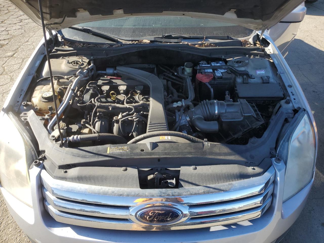 2009 Ford Fusion - Image 11