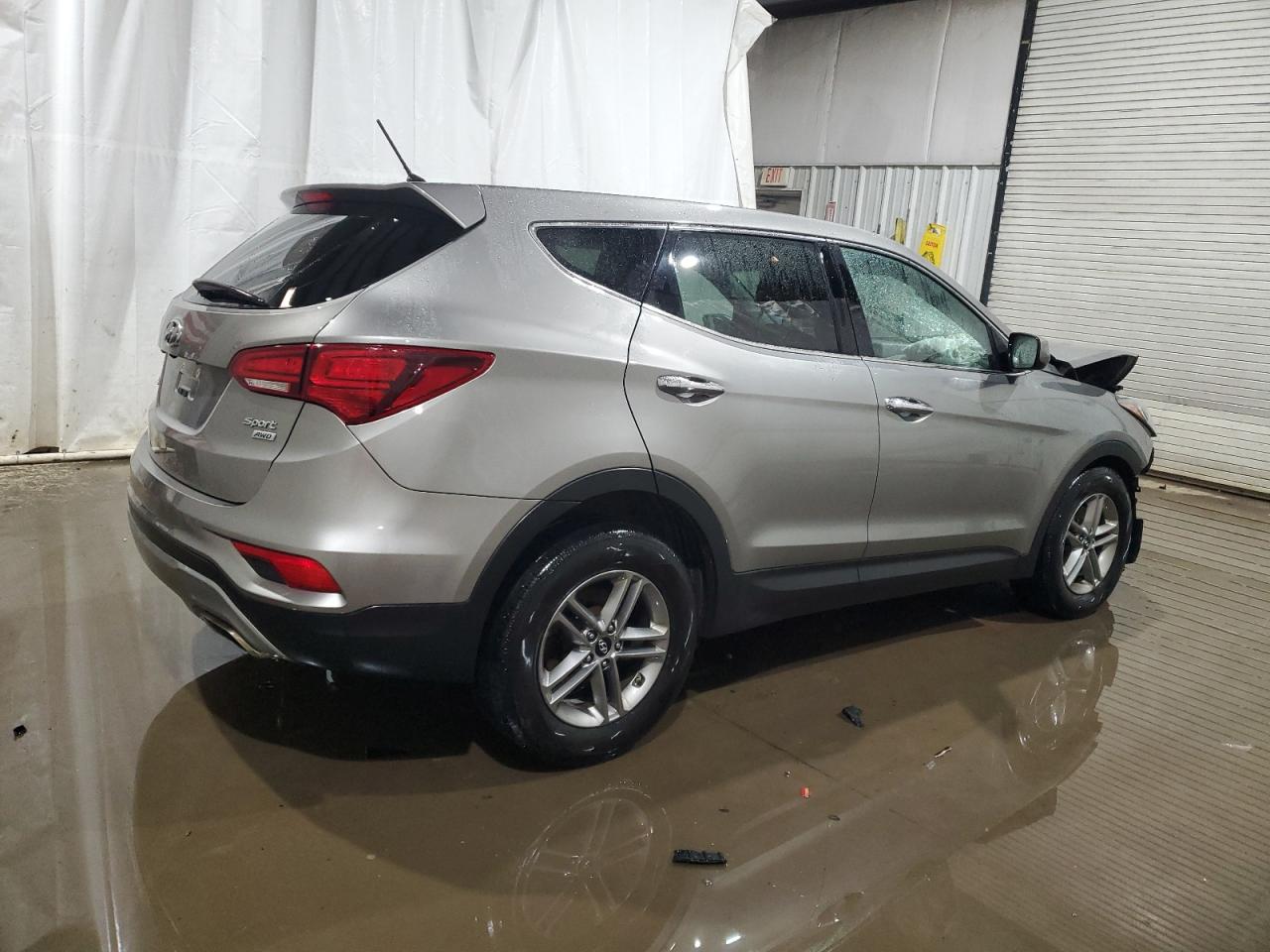 2018 Hyundai Santa Fe - Image 3
