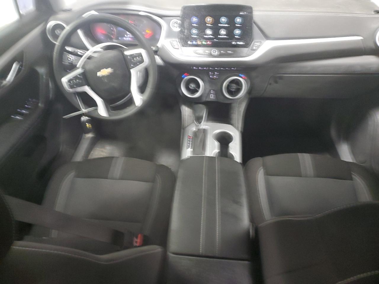 2023 Chevrolet Blazer - Image 8