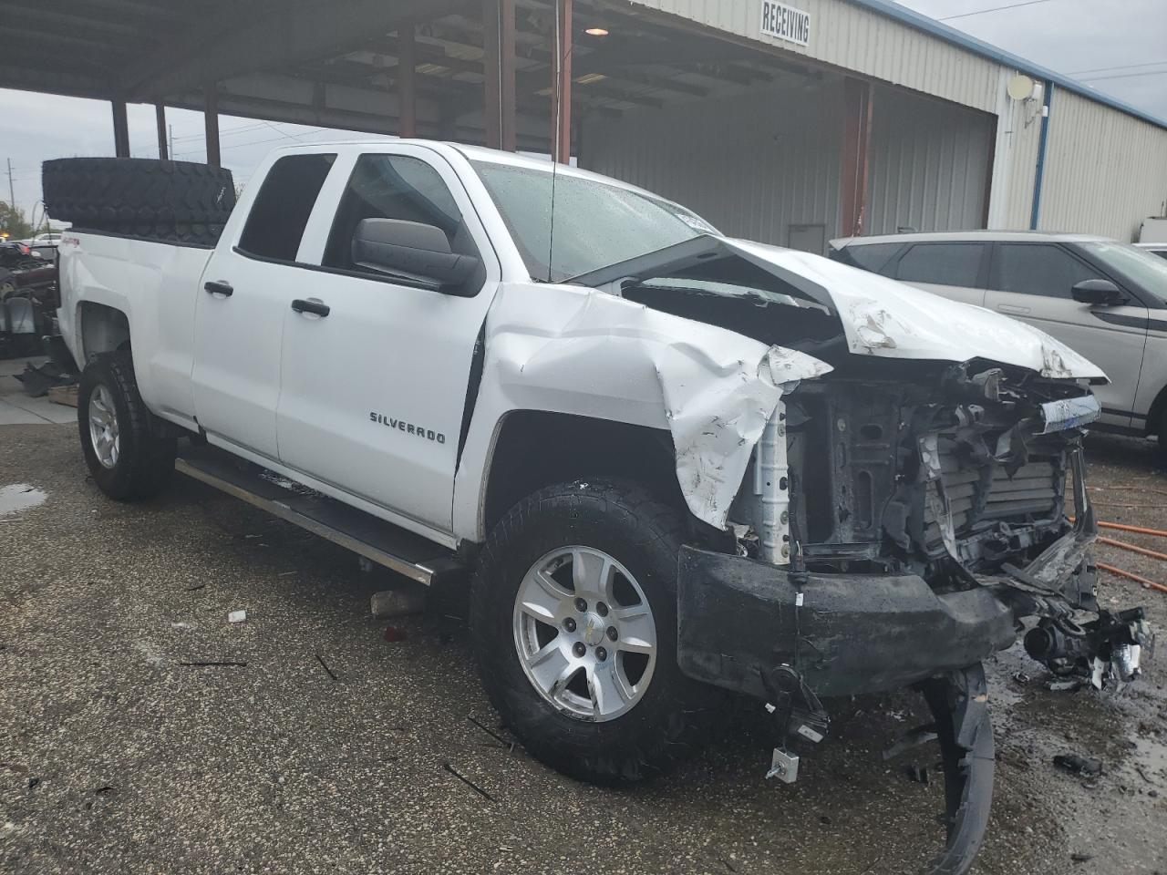 2017 Chevrolet Silverado - Image 4