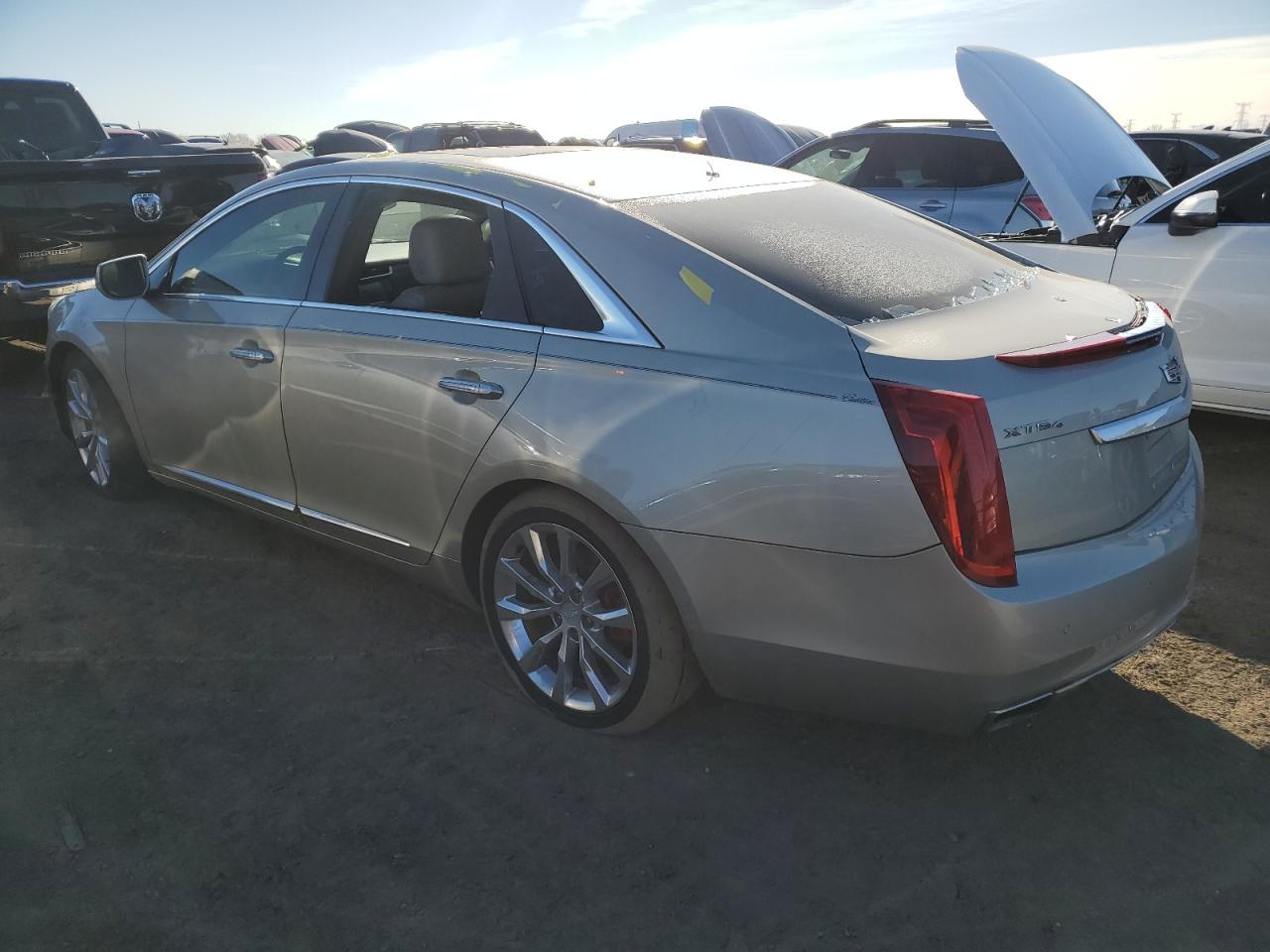 2016 Cadillac XTS - Image 2