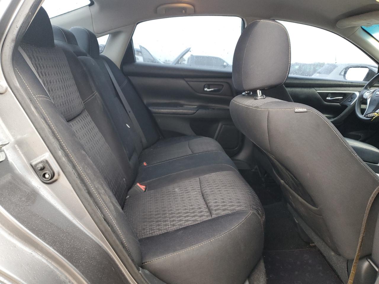 2016 Nissan Altima - Image 10