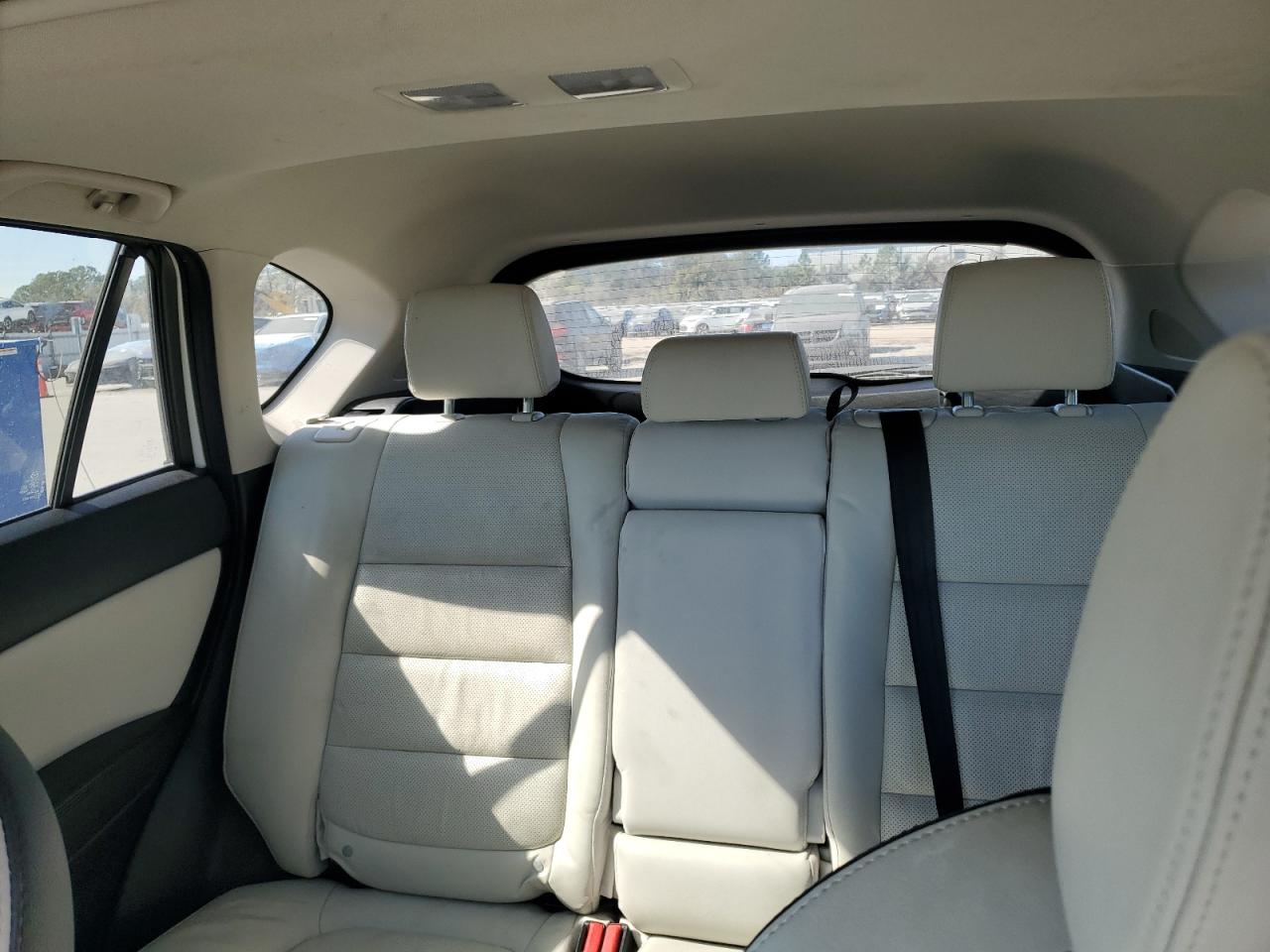 2016 Mazda CX-5 - Image 10