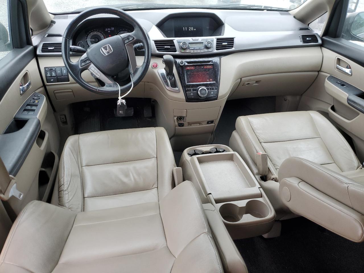 2014 Honda Odyssey - Image 8
