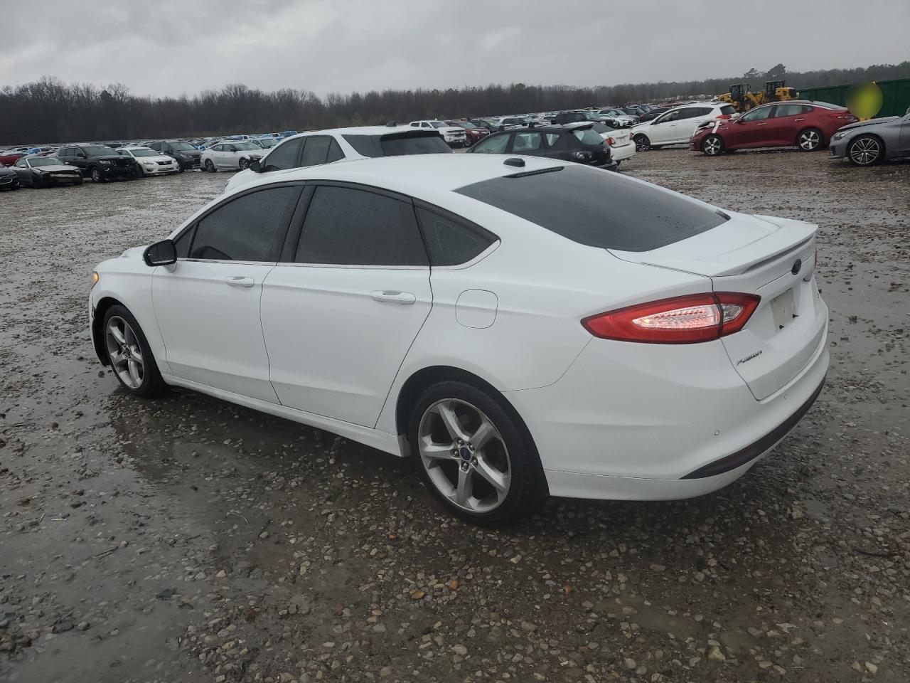 2016 Ford Fusion - Image 2