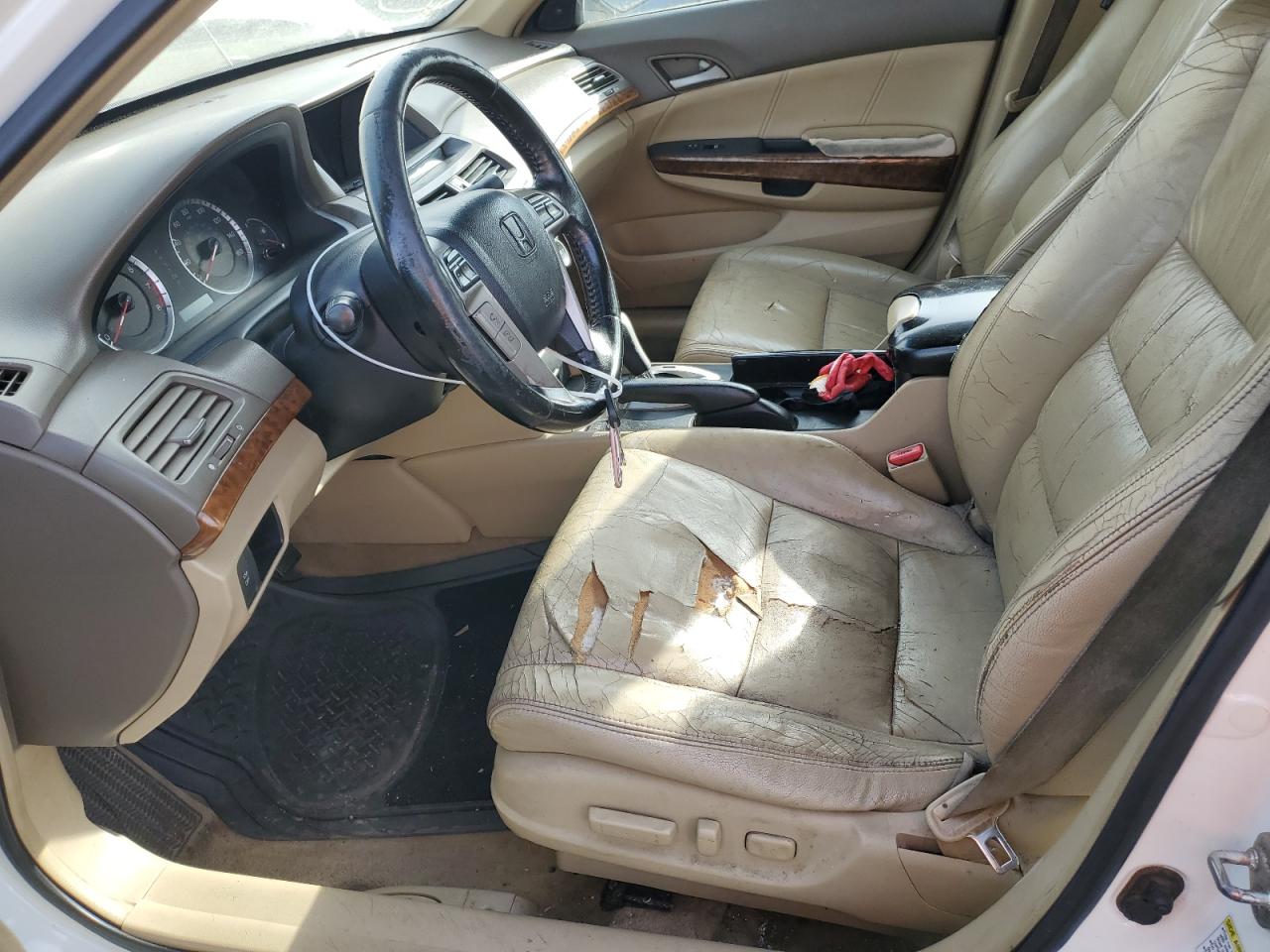2009 Honda Accord - Image 7