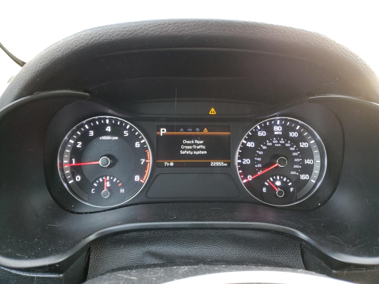 2023 Kia Forte - Image 9