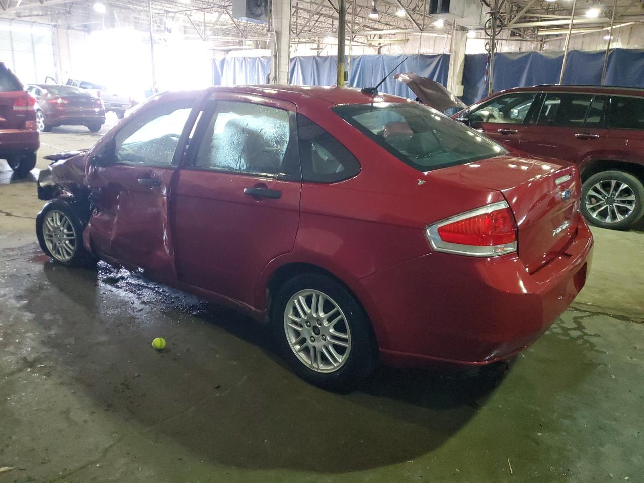 2010 Ford Focus - Image 2