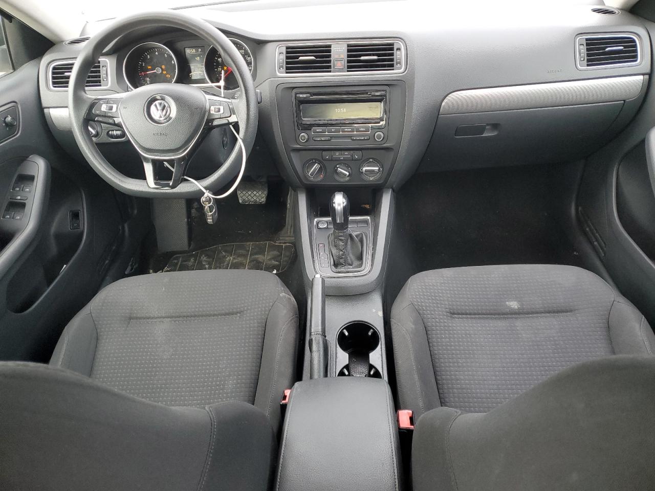 2015 Volkswagen Jetta - Image 8