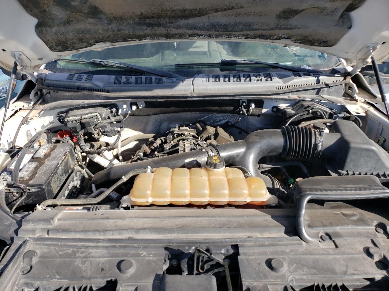 2015 Ford F-150 - Image 11