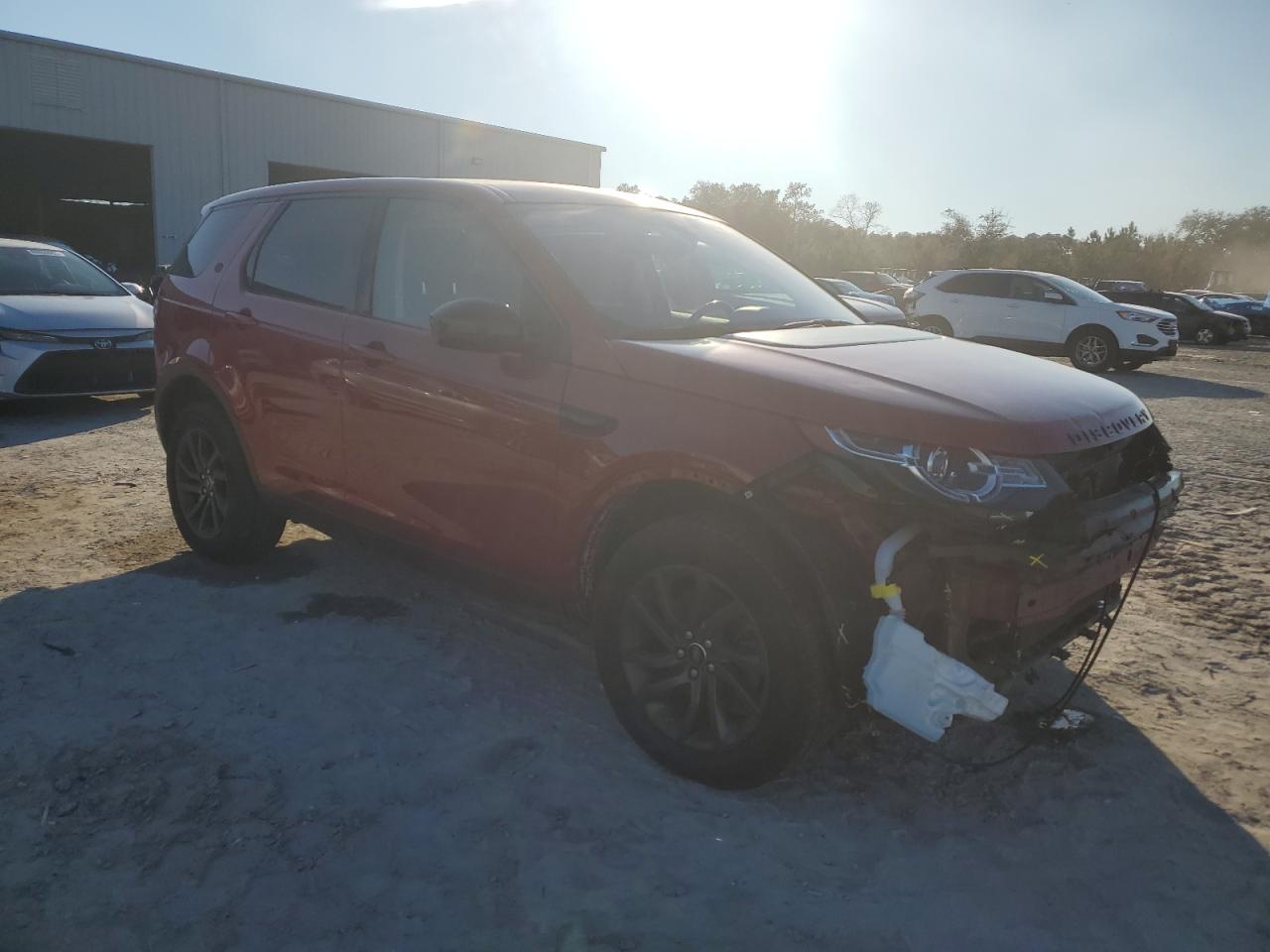 2018 Land Rover Discovery - Image 4