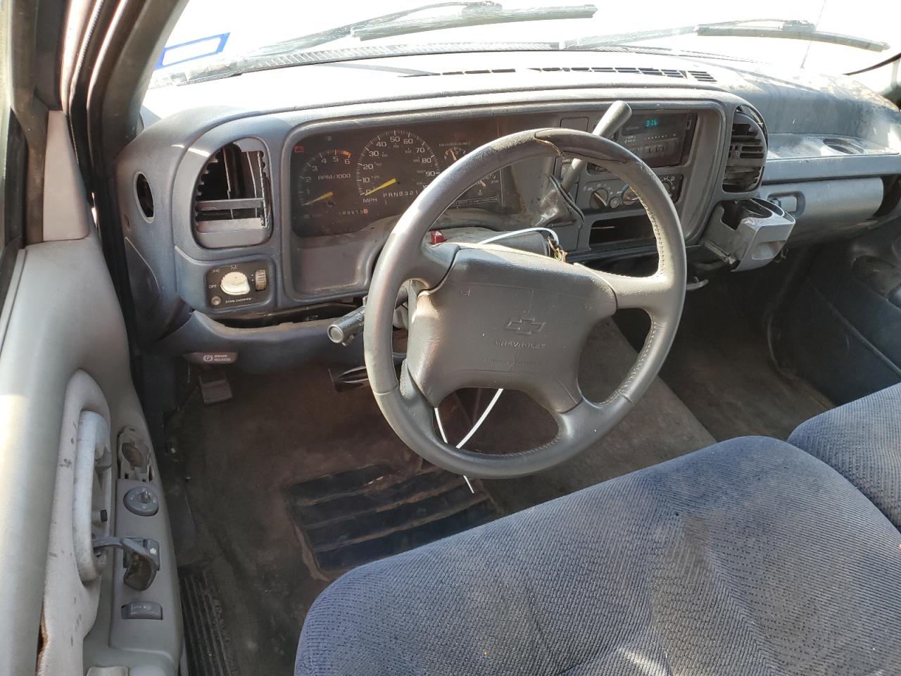 1996 Chevrolet GMT-400 - Image 8
