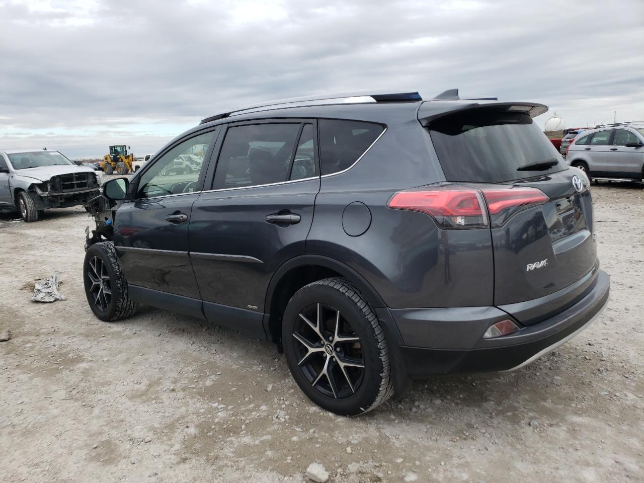 2018 Toyota RAV 4 - Image 2