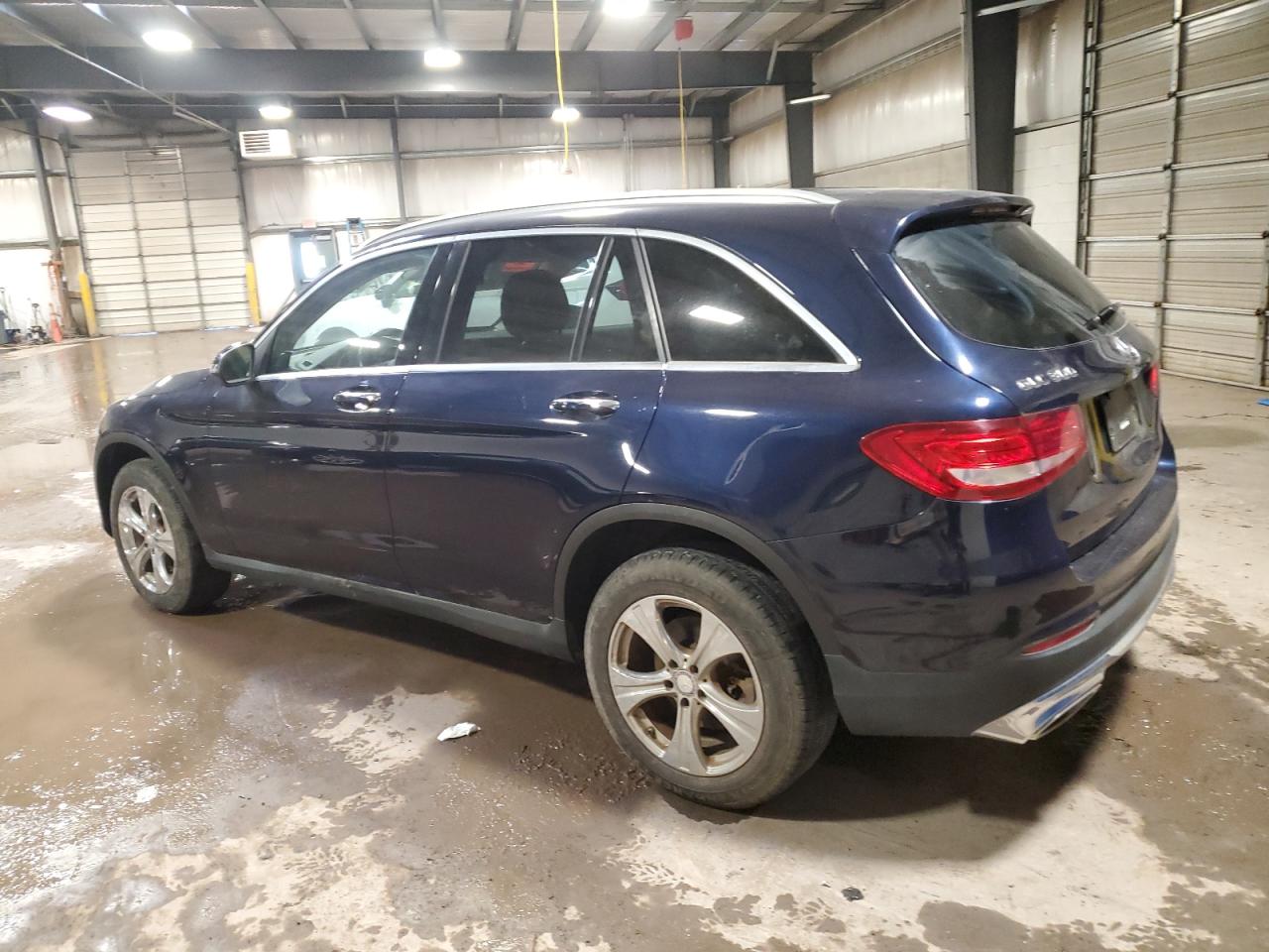 2016 Mercedes-Benz GLC - Image 2