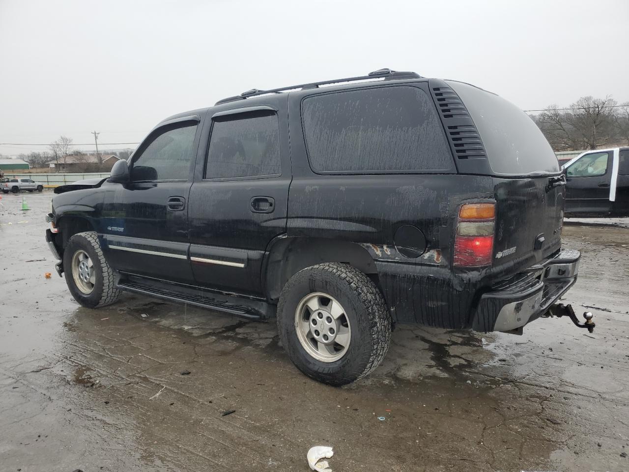 2003 Chevrolet Tahoe - Image 2