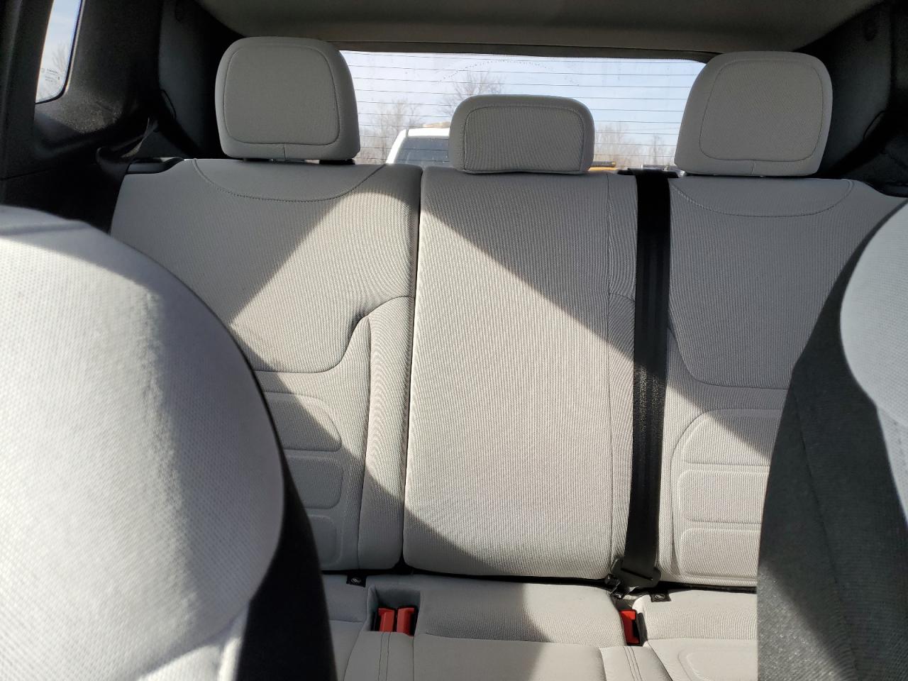 2019 Jeep Renegade - Image 10