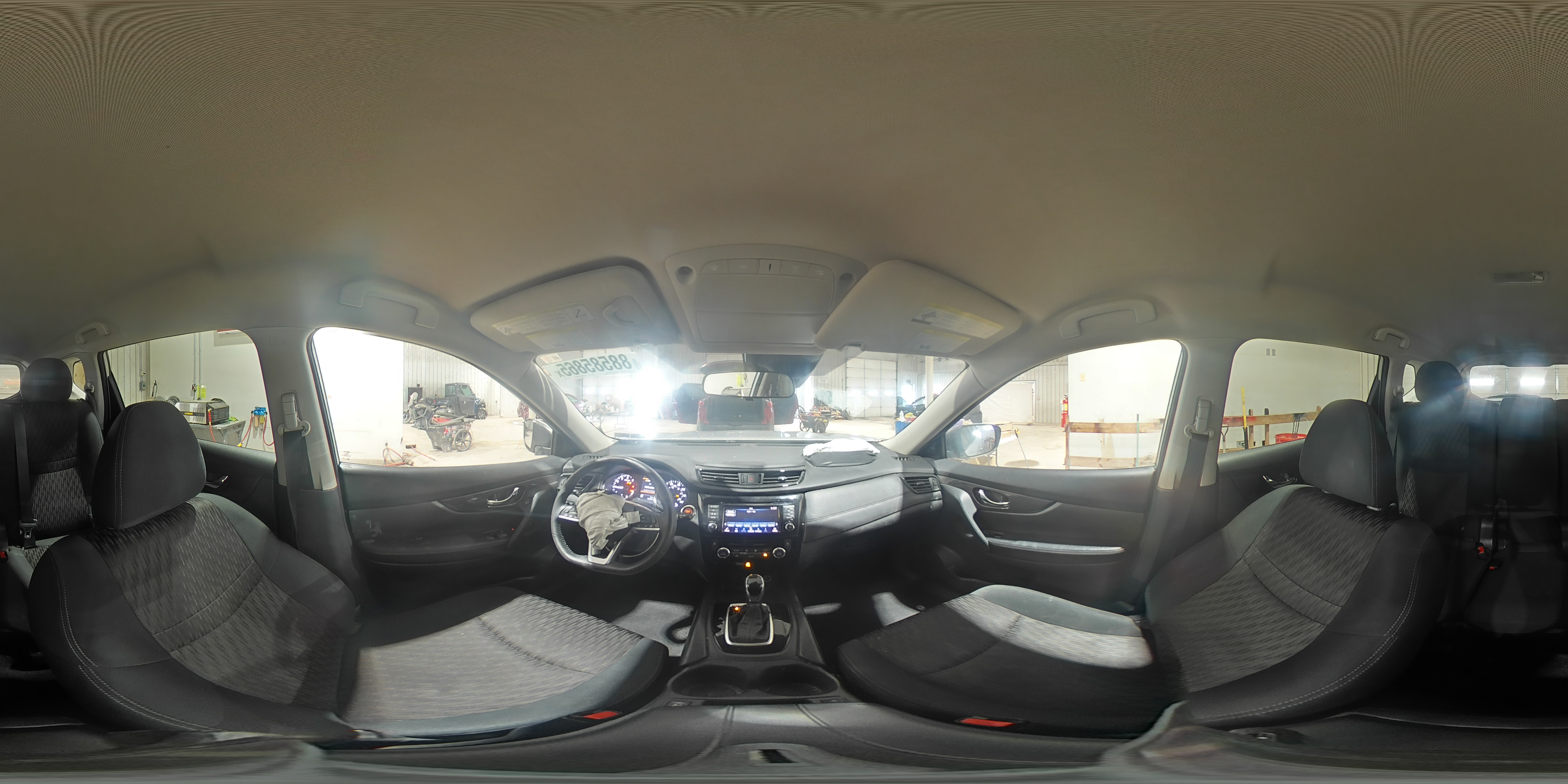 2020 Nissan Rogue - Image 15