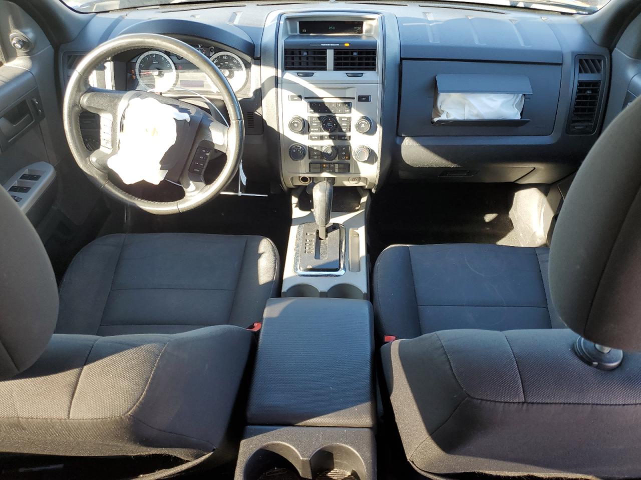 2011 Ford Escape - Image 8