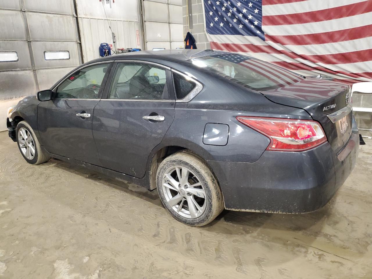 2013 Nissan Altima - Image 2