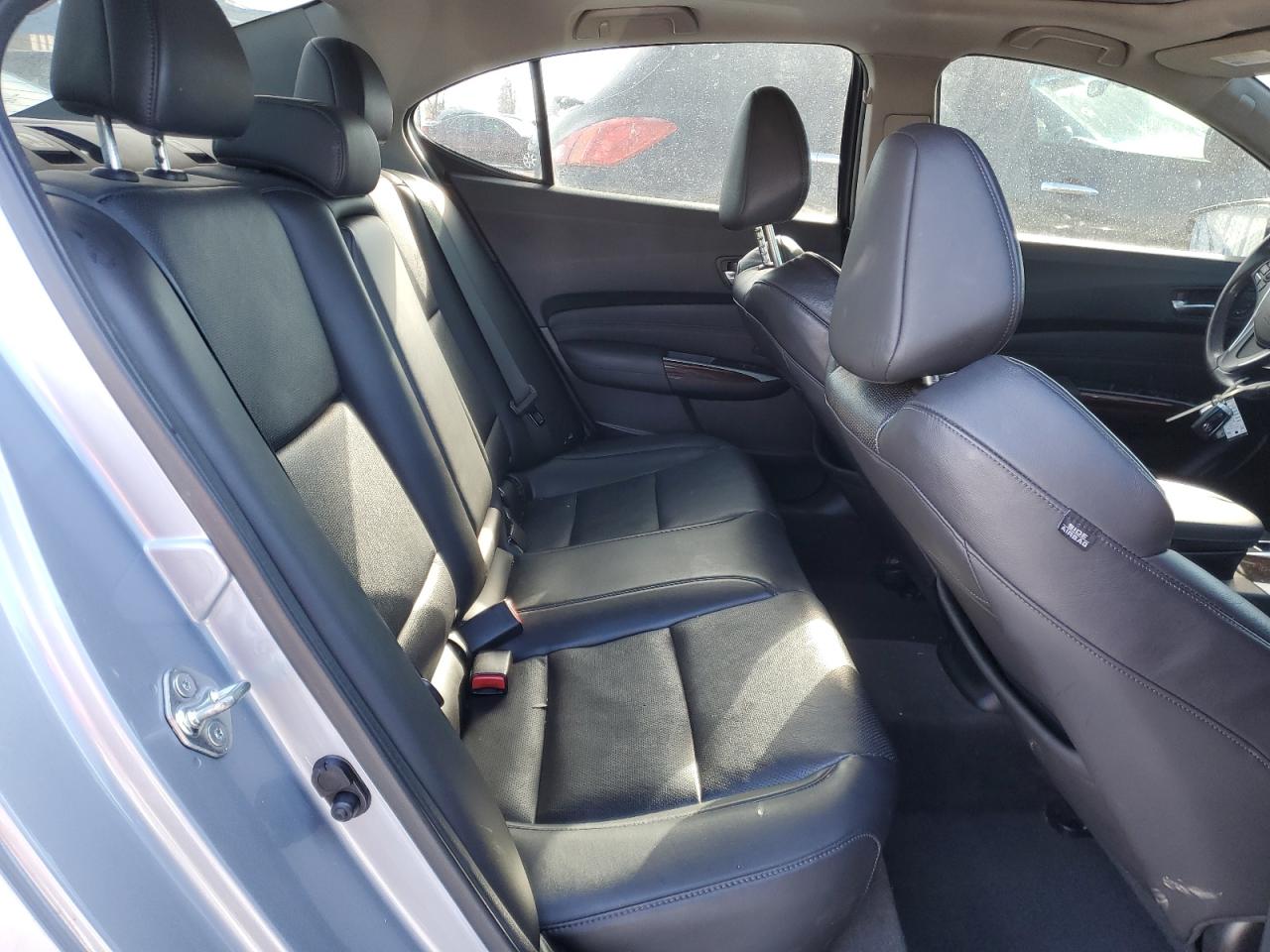 2015 Acura TLX - Image 10