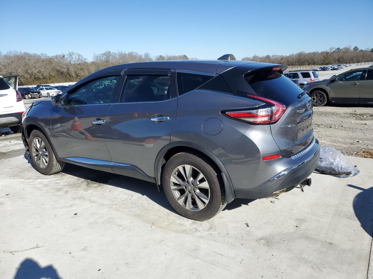 2018 Nissan Murano - Image 2