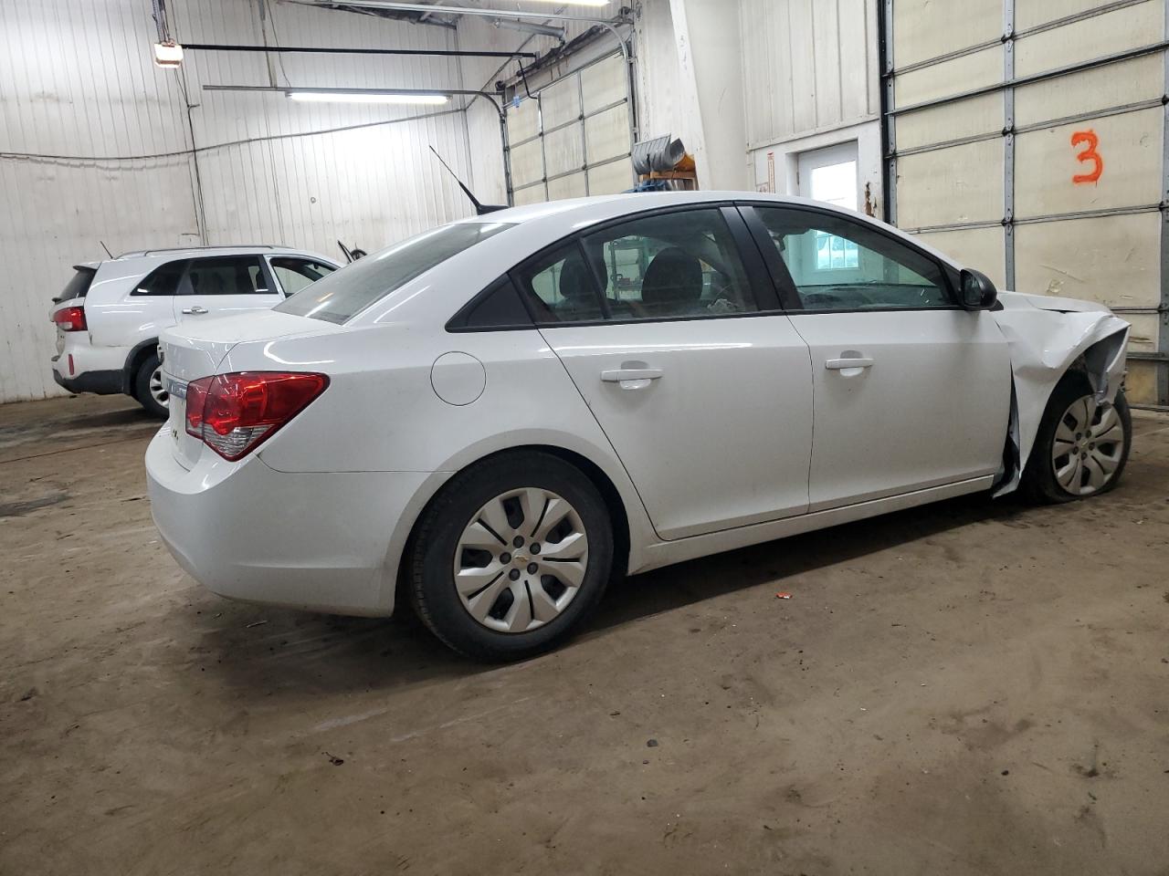 2014 Chevrolet Cruze - Image 3