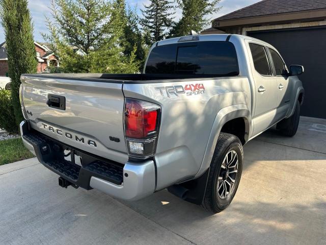  TOYOTA TACOMA 2023 Srebrny