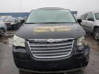 2009 Chrysler Town & Country Touring продається в Woodhaven, MI - Front End