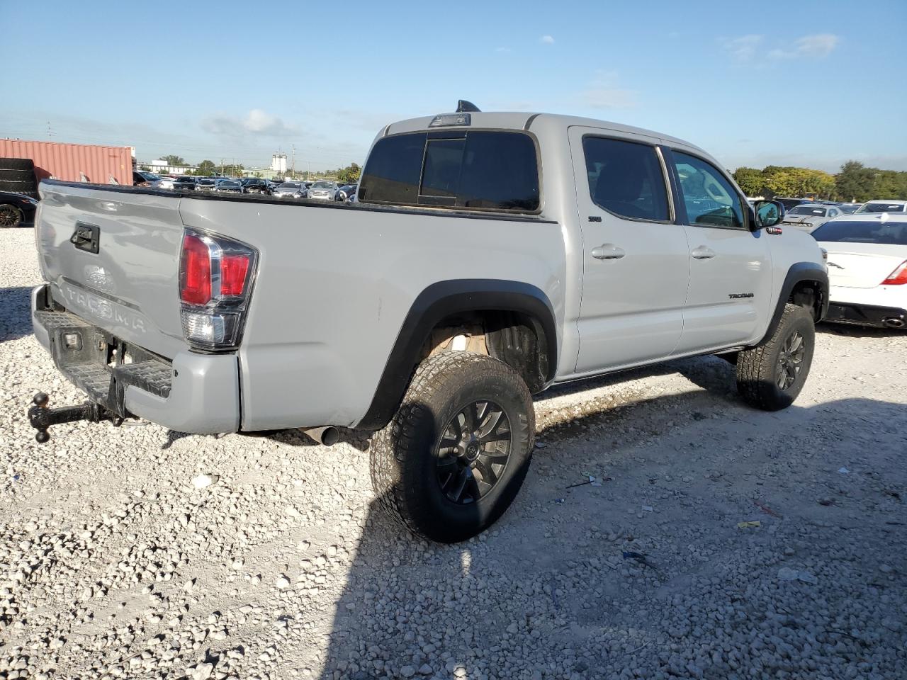 VIN 5TFAZ5CN2LX093890 2020 TOYOTA TACOMA no.3