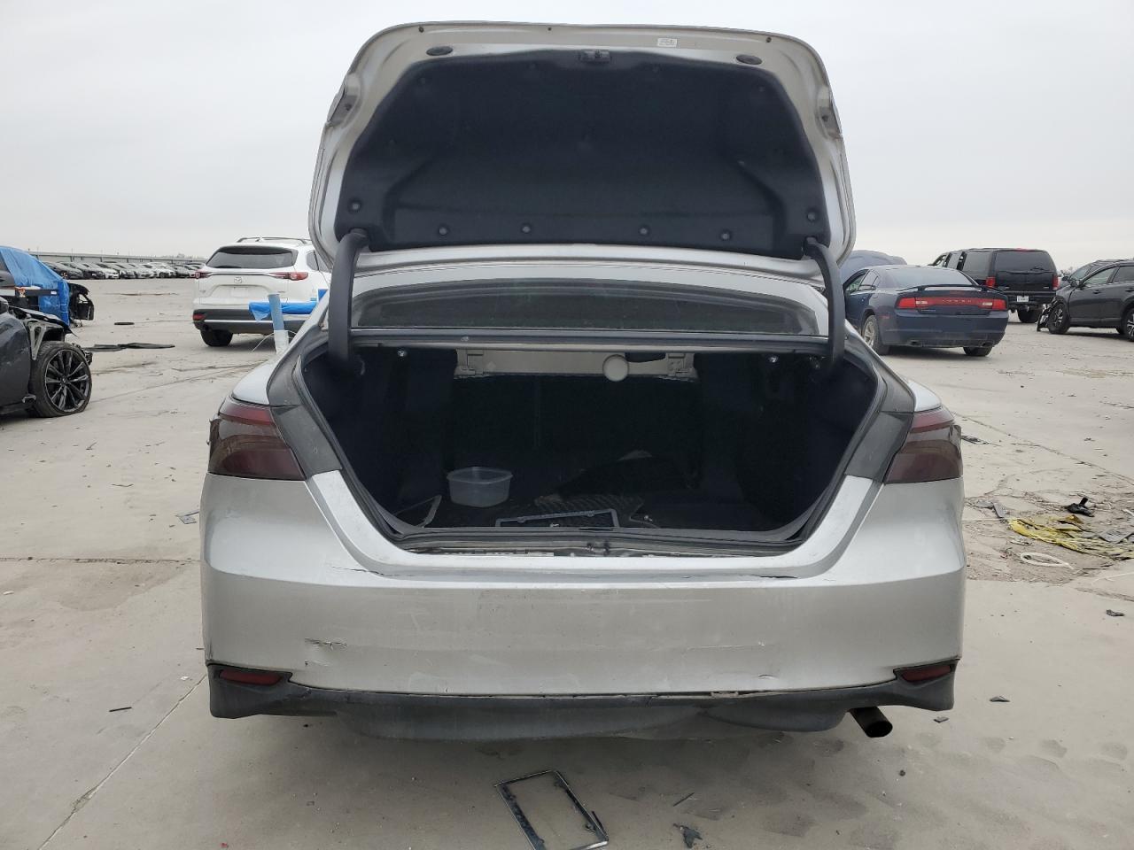 2019 Toyota Camry - Image 6