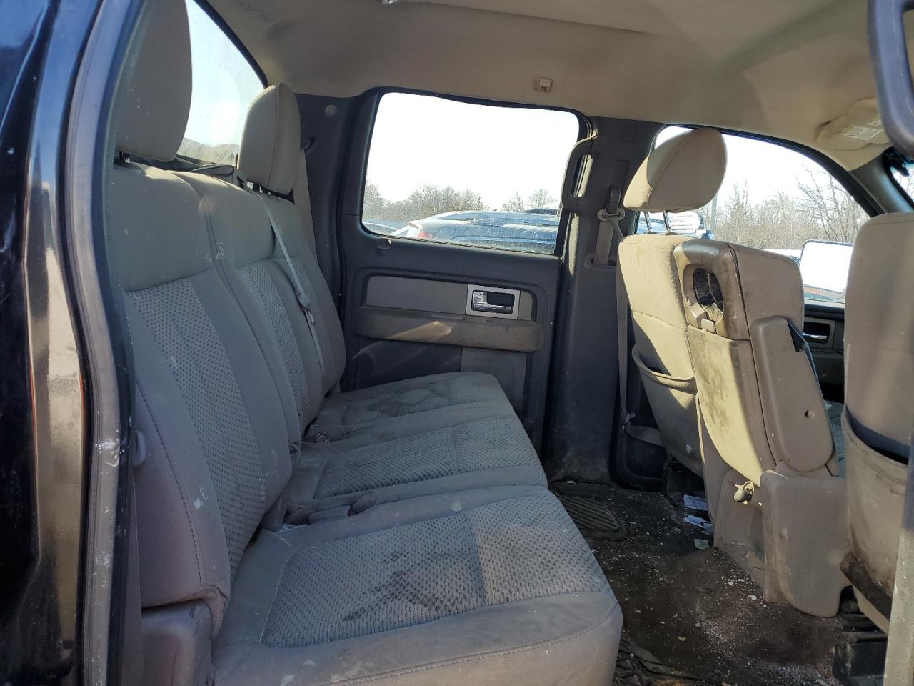 2010 Ford F-150 - Image 10