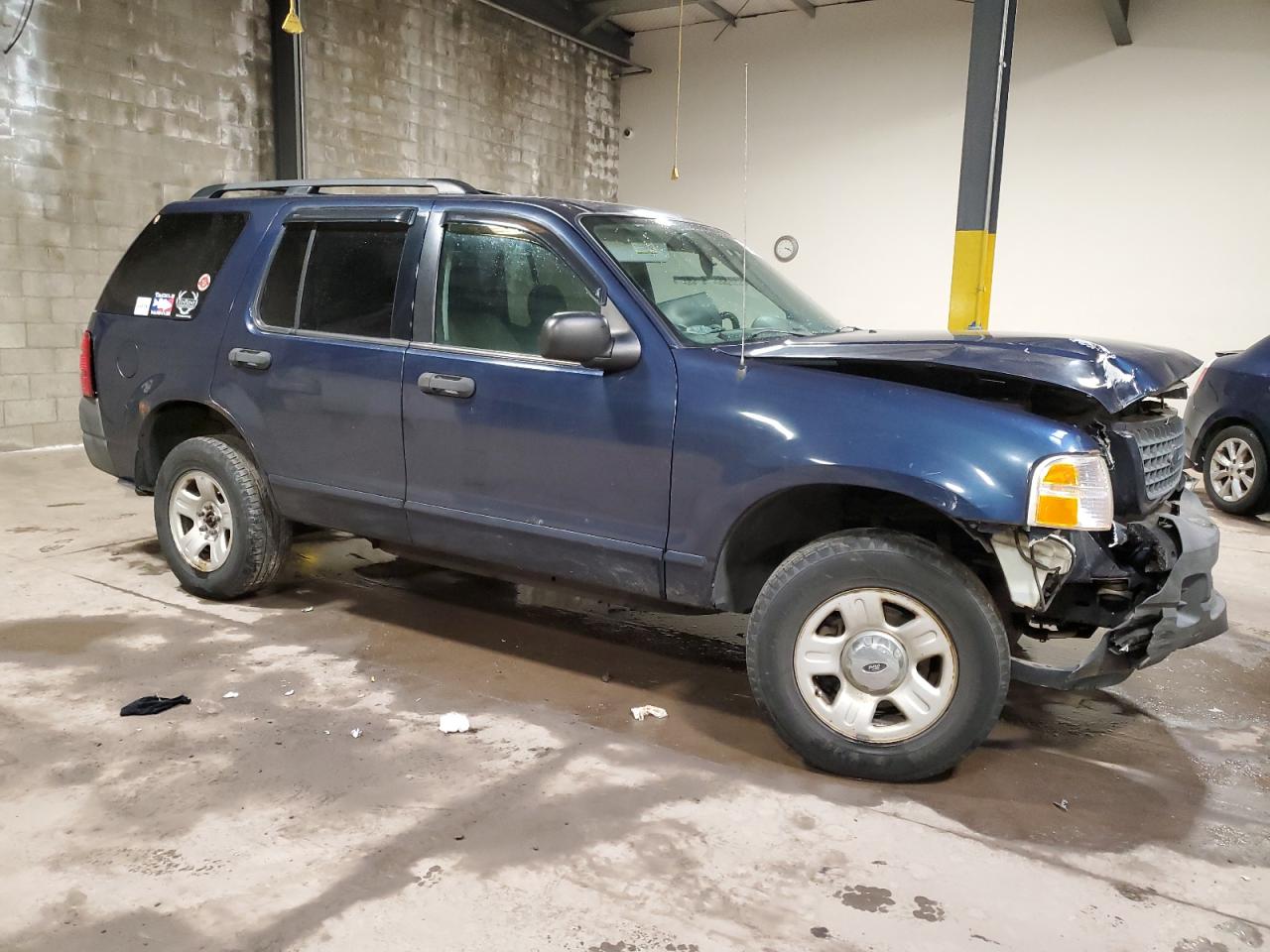 2003 Ford Explorer - Image 4