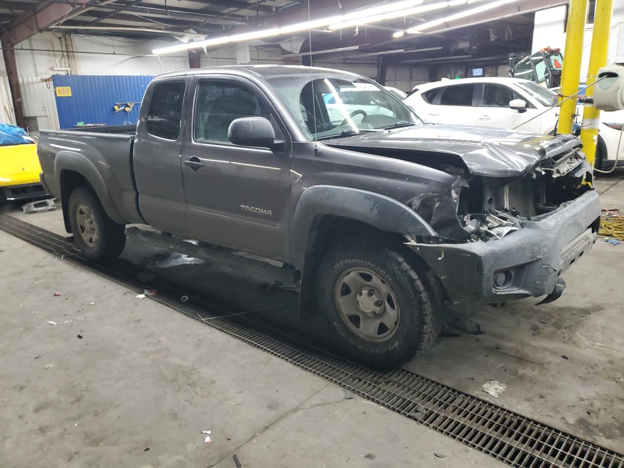 2014 Toyota Tacoma - Image 4