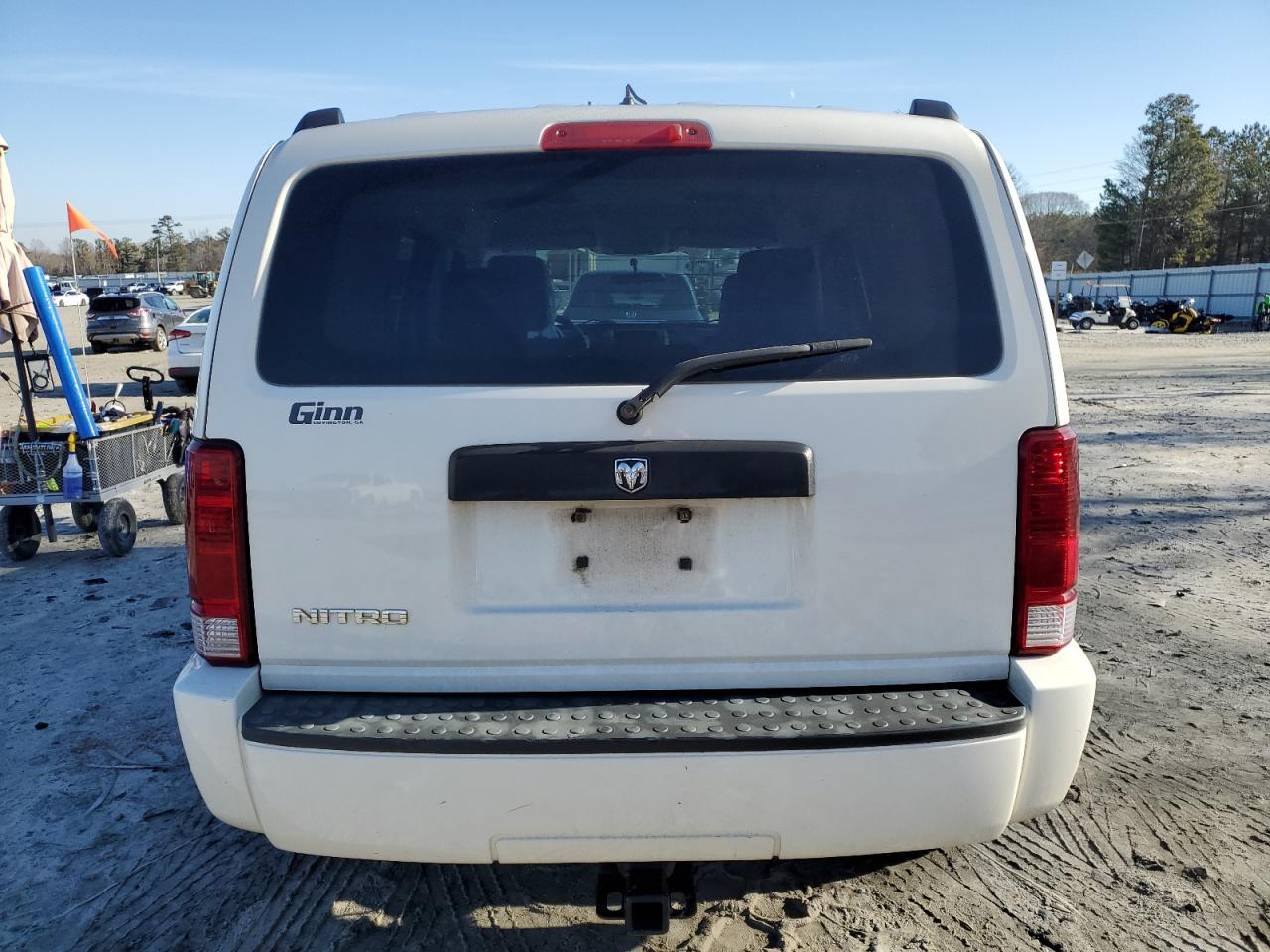 2008 Dodge Nitro - Image 6