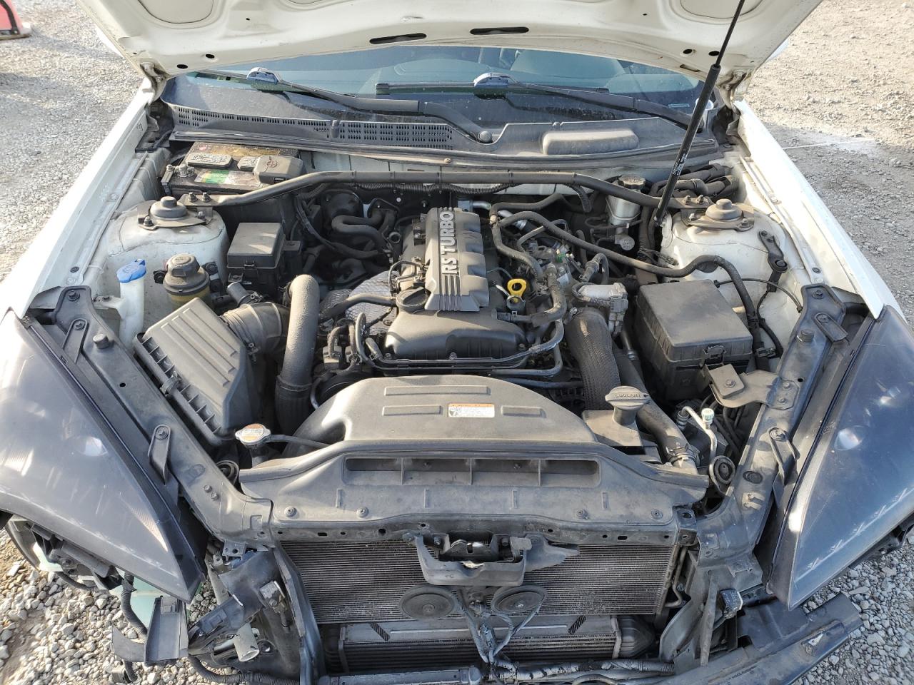 2011 Hyundai Genesis - Image 13
