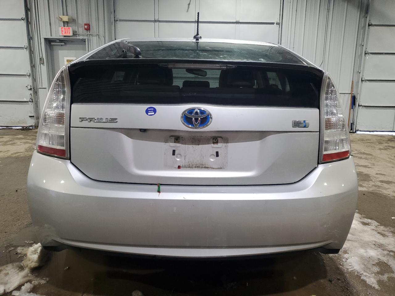 2010 Toyota Prius - Image 6