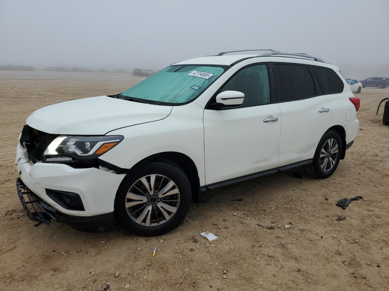 2017 Nissan Pathfinder - Image 1