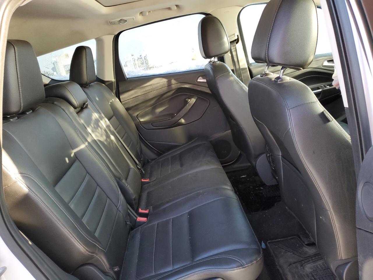 2015 Ford Escape - Image 10