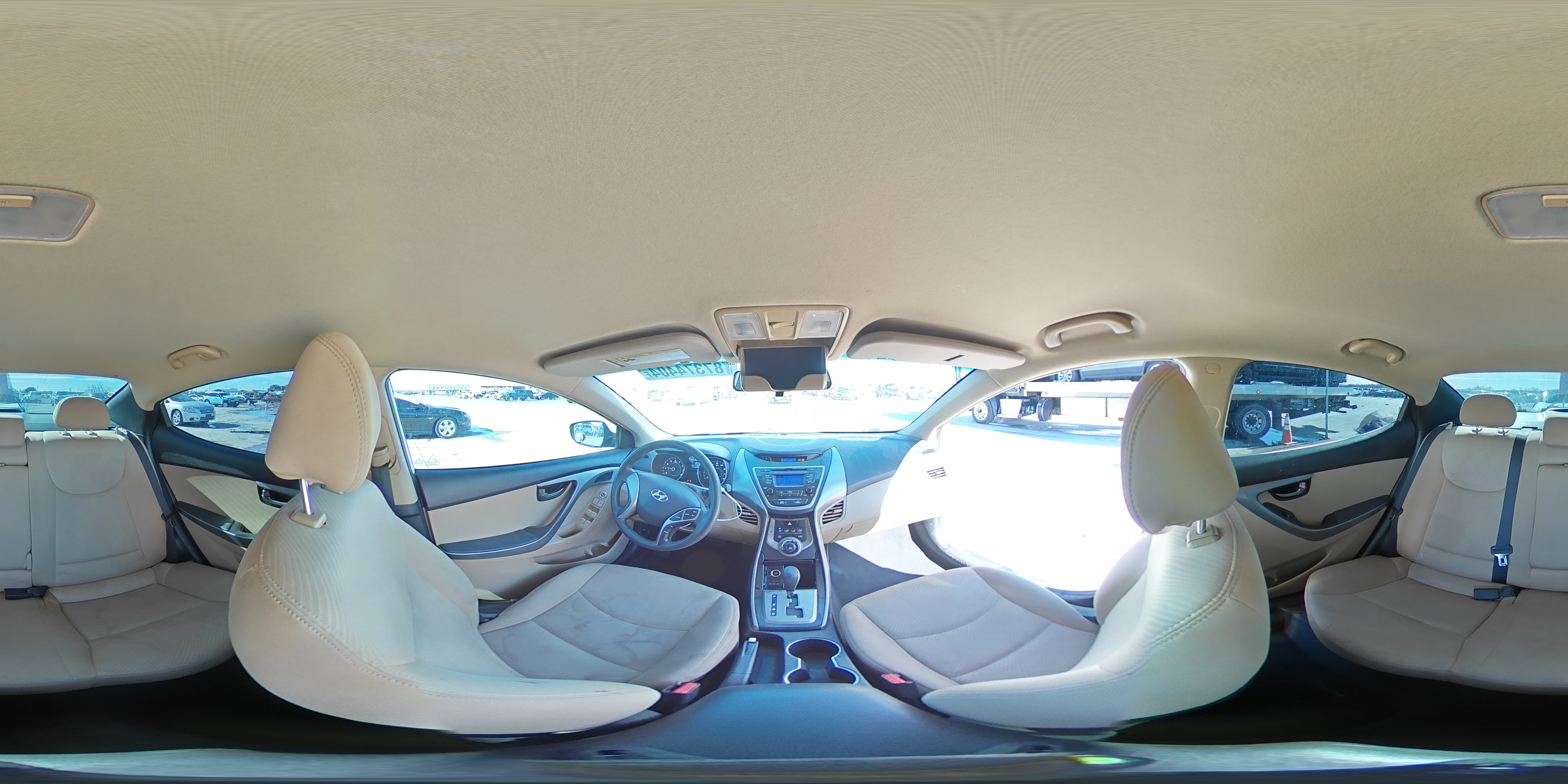 2013 Hyundai Elantra - Image 15