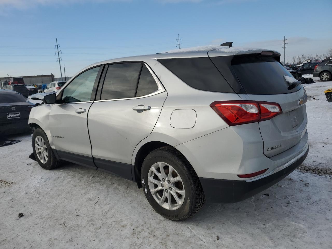 2018 Chevrolet Equinox - Image 2